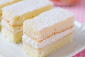Pan di spagna al miele